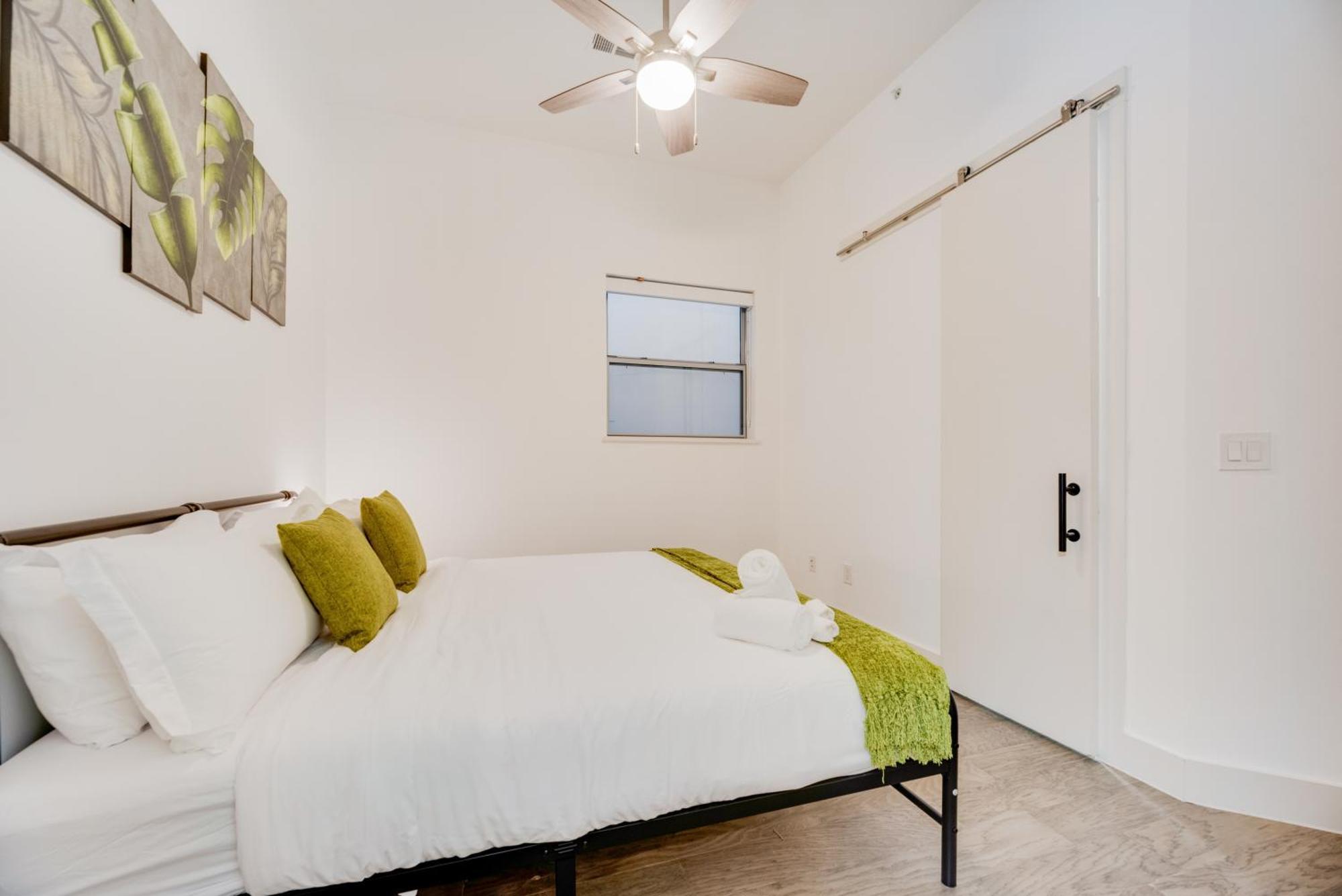Snazzy Loft Style 2Br I Gym I Parking I Workspace Dallas Zewnętrze zdjęcie